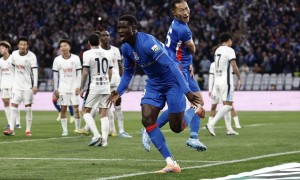 中超最佳阵容：泰山神锋入选 蓉城大腿梅开二度