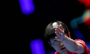 世乒赛女团半决赛：国乒3-0罗马尼亚 进决赛将对阵日本