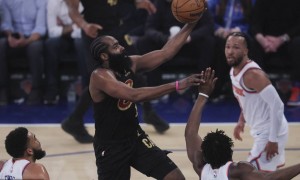 太离谱！骑士领先22分被逆转 主帅不暂停球员瞎打