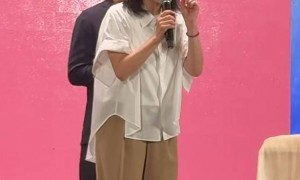 曾志伟73岁大寿！摆60桌筹300万，儿女同台祝寿，曾宝仪素颜疲惫