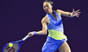 首战出局！WTA印第安维尔斯赛-郑钦文0-2止步次轮