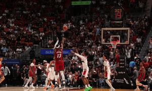 尼克杨狂喷阿德巴约：科比怕要气得在坟墓里翻身了