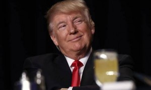 伊朗第46轮反击！美军轰炸哈尔克岛，特朗普此举将引爆中东浩劫？