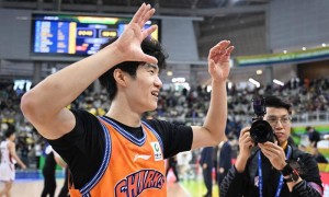 北京孩子喊话“就是要干北京” 偰李永炜清华附中出品