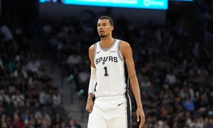 文班5战砍下165分57板19帽 NBA官方：姚明以来第一人