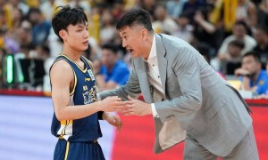 生死战徐杰0分一度遭弃用 胡明轩13分虎头蛇尾
