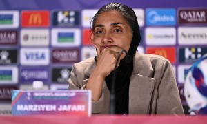 伊朗女足主帅：国内的过度批评导致部分球员选择留在澳大利亚