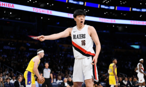 助队大逆转！杨瀚森14分11板3助0失误 正负值全队最高