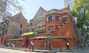 终于不见了！武汉一网红打卡点有新变化，网友：真听劝