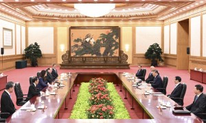习近平总书记会见中国国民党主席郑丽文