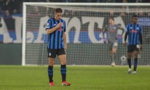 欧冠早报：逆天门将送热刺2-5惨败 意甲独苗首回合遭KO