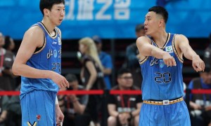 半决赛前瞻:白边VS麦基+周琦VS大王 京沪比拼阵容深度