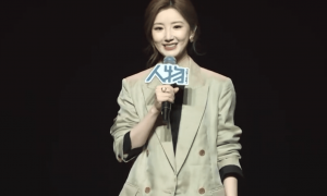 毛晓彤28岁时因为年龄焦虑大哭 透露14岁时救了天然气中毒的妈妈