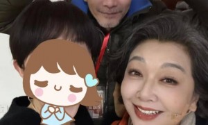 58岁江珊近况曝光！再婚嫁小2岁田小洁，和女儿定居美国生活很惬意