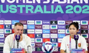 中国女足主帅：很荣幸对阵澳大利亚 我们要在攻防间找到平衡