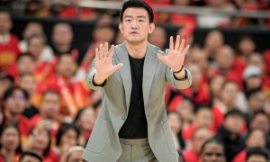 王博：上海板凳球员去其他队都能打主力 不能只靠经验