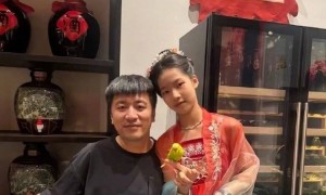 张雪峰女儿张姩菡发文缅怀爸爸，引网友泪目