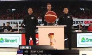 FIBA官方社媒称“中国男篮偷走胜利”！评论区翻车