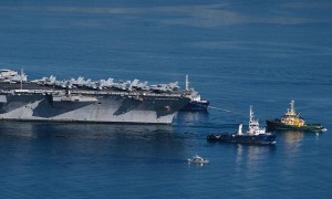 美“福特”号航母频发意外：洗衣房着火30多个小时才扑灭，600余人没床睡，650个厕所堵了九成