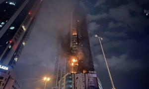 美以突袭伊朗祸及中东：世界最高楼与导弹“擦肩而过”，全球唯一七星酒店着火