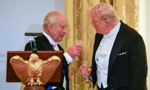 国王的演讲：英美特殊关系受损，特朗普听懂了查尔斯的反击吗？