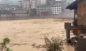 释新闻｜此轮降雨为何贯穿南北，还如此之强？