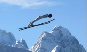 冬奥会前，男性运动员向下体注射玻尿酸？