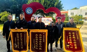 她走丢了25年，直到遇见一只“听懂”的耳朵