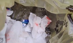 杭州一诊所用一个针头给15人采血，居民担心传染疾病，诊所负责人：已开除涉事员工，并带采血居民体检打疫苗
