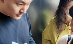 演员文章面馆火了，“黄牛”代排队300元/人，店长回应